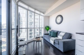 Modern Apartment Downtown Toronto
